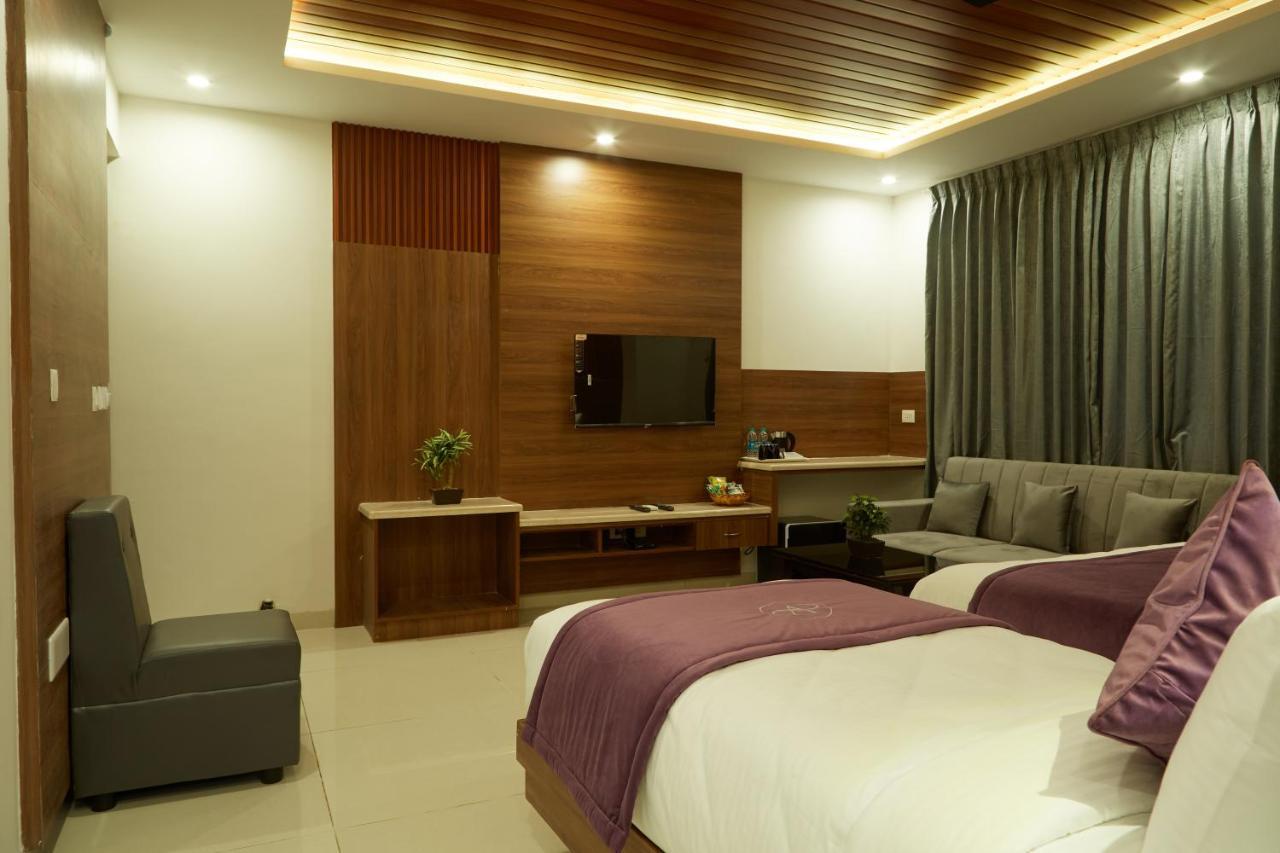 Vovo Premier Hotel 벵갈루루 외부 사진