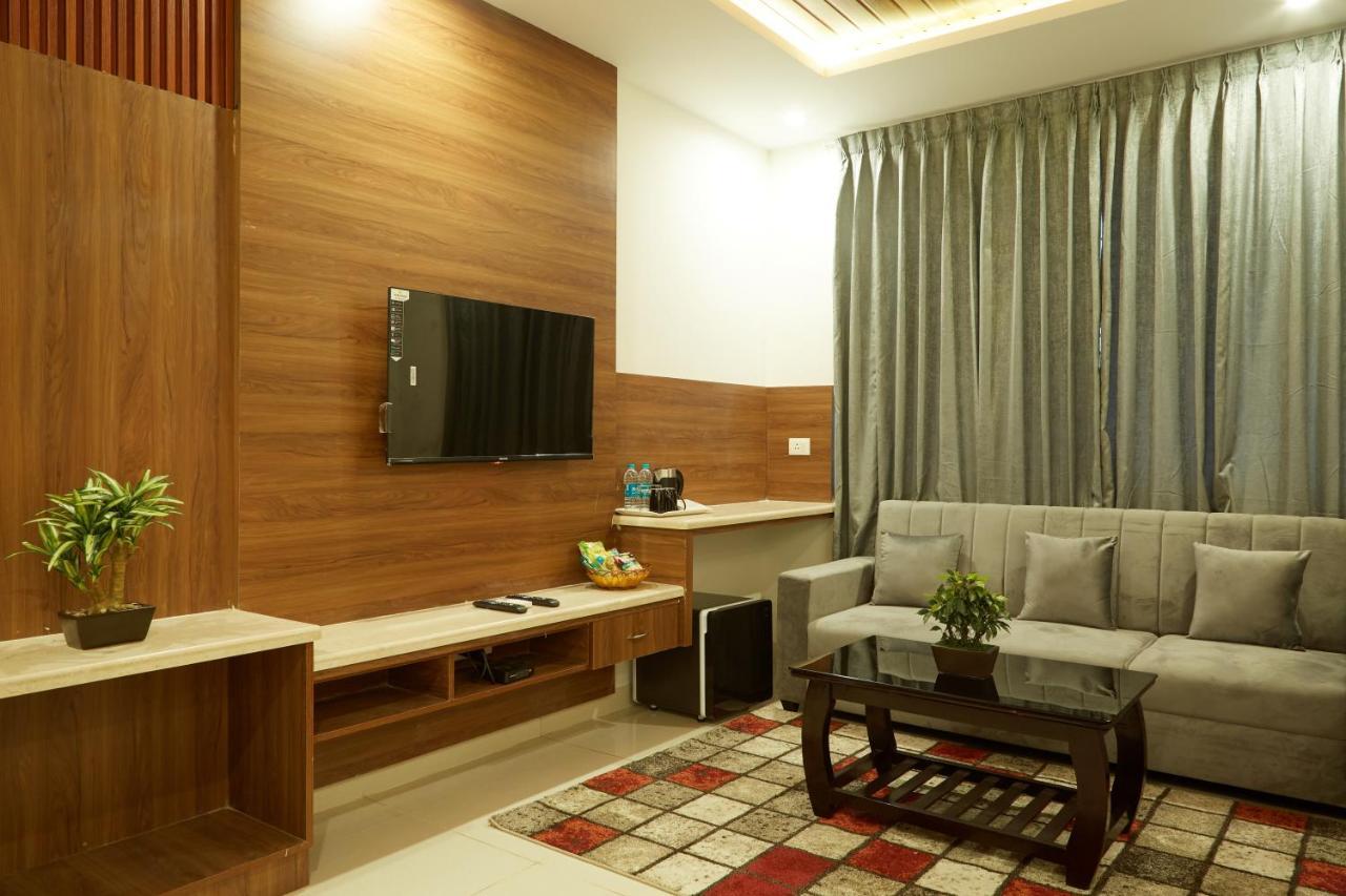 Vovo Premier Hotel 벵갈루루 외부 사진