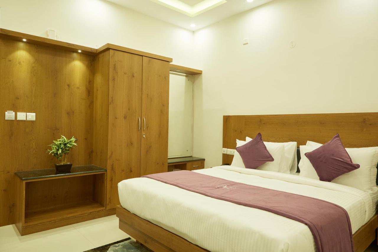 Vovo Premier Hotel 벵갈루루 외부 사진
