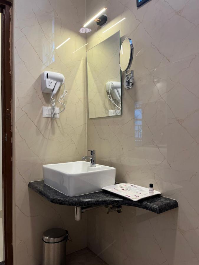 Vovo Premier Hotel 벵갈루루 외부 사진